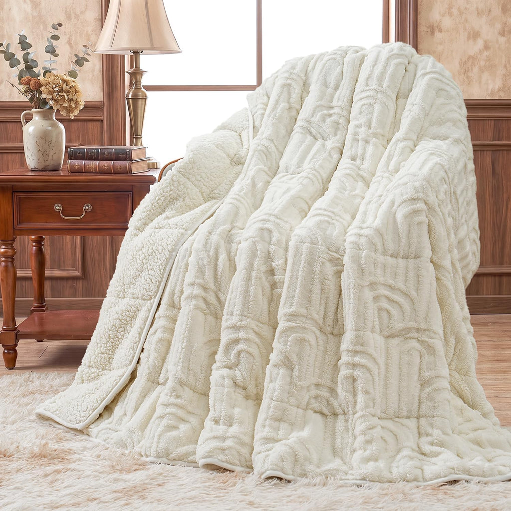 60"x80" Cream Weighted Blanket,15 lbs